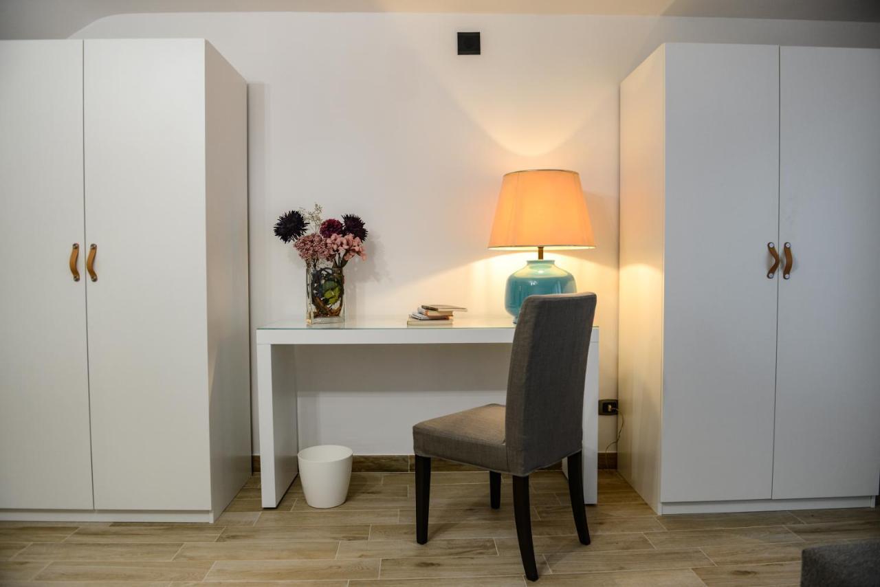 B&B Sant'Erasmo ซานเตราโม อิน คอลเล ภายนอก รูปภาพ