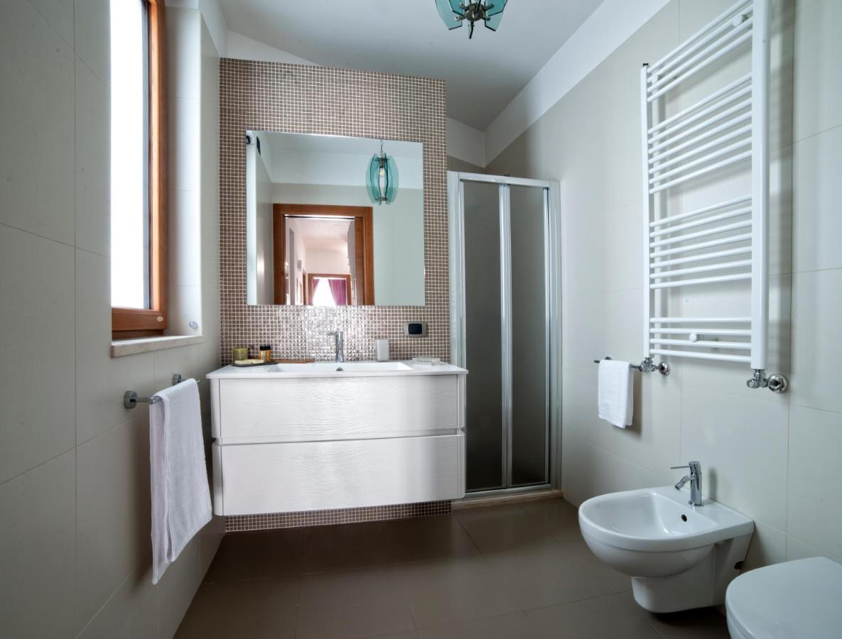 B&B Sant'Erasmo ซานเตราโม อิน คอลเล ภายนอก รูปภาพ